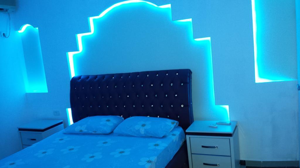 Hotel Buza New Shtoj Eksteriør billede