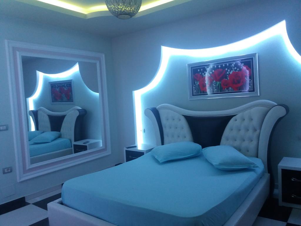 Hotel Buza New Shtoj Eksteriør billede